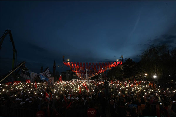 Ankara-Sivas_H%C4%B1zl%C4%B1_Demiryolu_Hatt%C4%B1_%C4%B0%C5%9Fletmeye_A%C3%A7%C4%B1ld%C4%B1_slider_2 ANKARA - SİVAS HIZLI TREN HATTI AÇILDI...